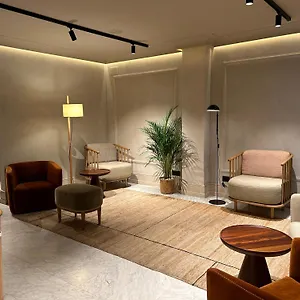 3* Отель Caledonian