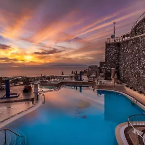 hotellátogatás